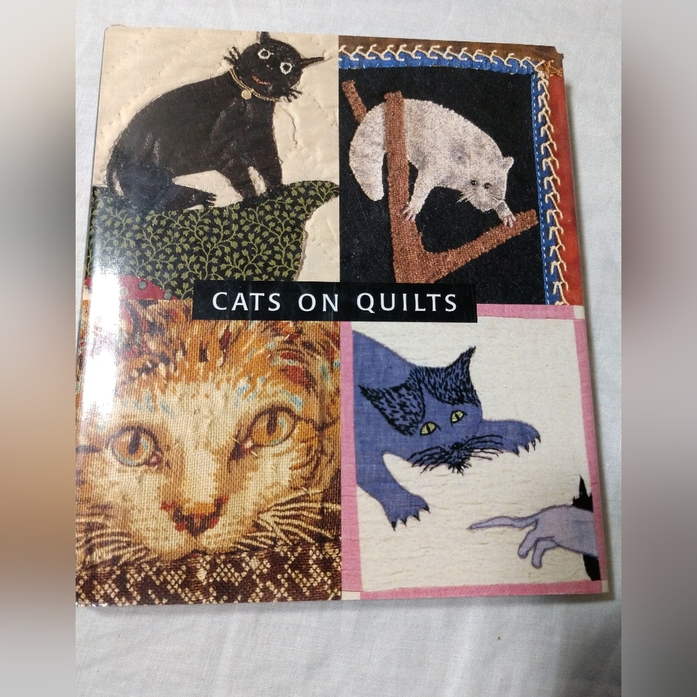 Cats on Quilts SMALL Book Sandi Fox Hardcover